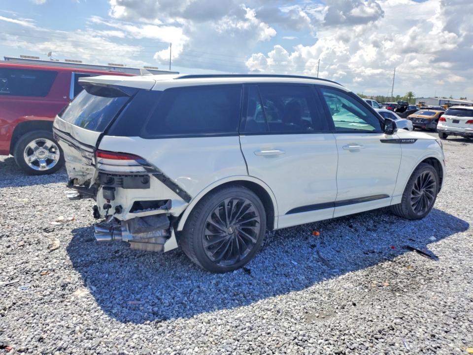 56792436 :رقم المزاد ، 5LM5J7WCXPGL21986 vin ، 2023 Lincoln Aviator مزاد بيع