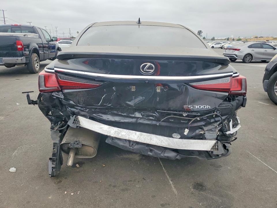 2024 Lexus Es 300h მანქანა იყიდება აუქციონზე, vin: 58ADA1C11RU053227, აუქციონის ნომერი: 58128016
