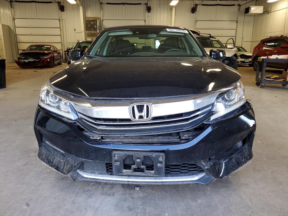 Продажа на аукционе авто 2017 Honda Accord, vin: 1HGCR3F03HA022514, номер лота: 55712876