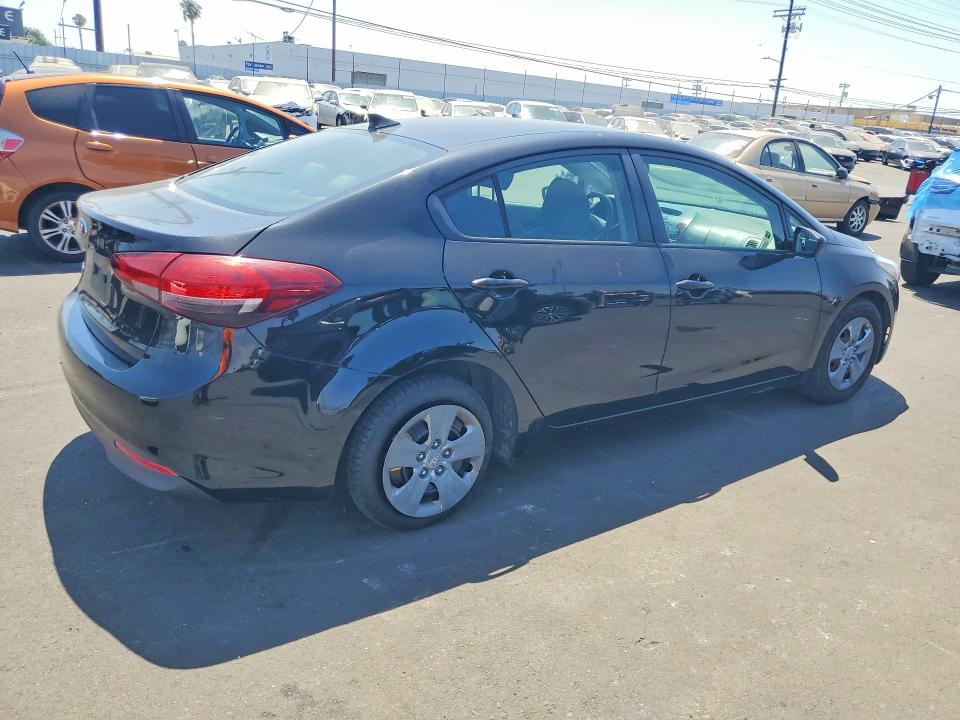 Продажа на аукционе авто 2018 Kia Forte, vin: 3KPFK4A75JE246445, номер лота: 56172176