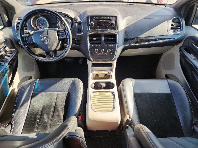 56801426 :رقم المزاد ، 2C4RDGCGXHR650825 vin ، 2017 Dodge Grand Caravan مزاد بيع