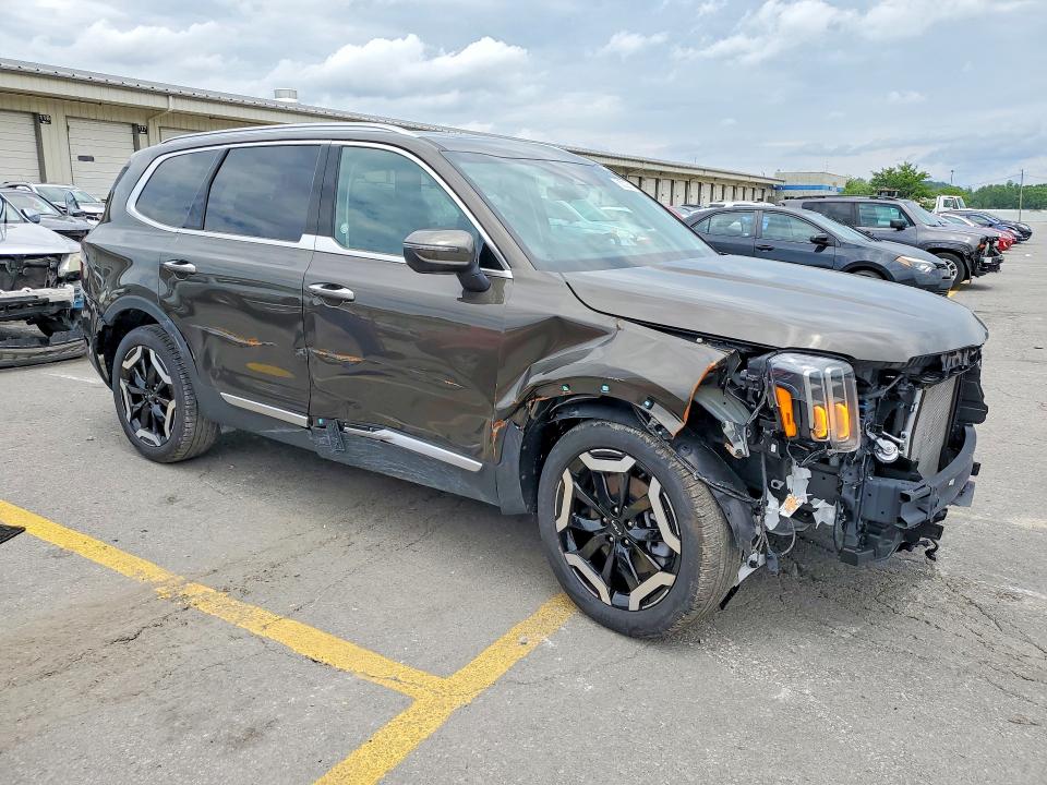 58323516 :رقم المزاد ، 5XYP6DGCXSG693032 vin ، 2025 Kia Telluride مزاد بيع