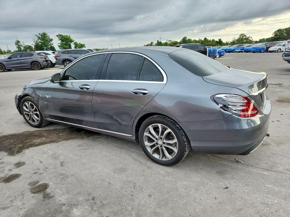 56848446 :رقم المزاد ، 55SWF4KB0HU182437 vin ، 2017 Mercedes-benz C مزاد بيع