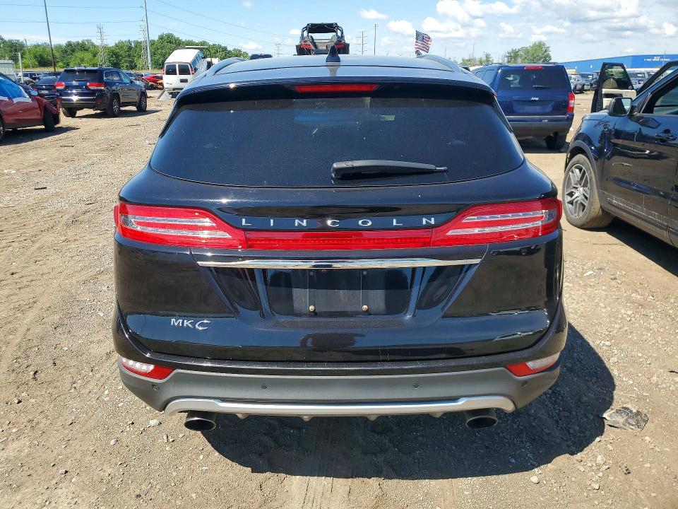 58617666 :رقم المزاد ، 5LMCJ1D98KUL42535 vin ، 2019 Lincoln Mkc مزاد بيع