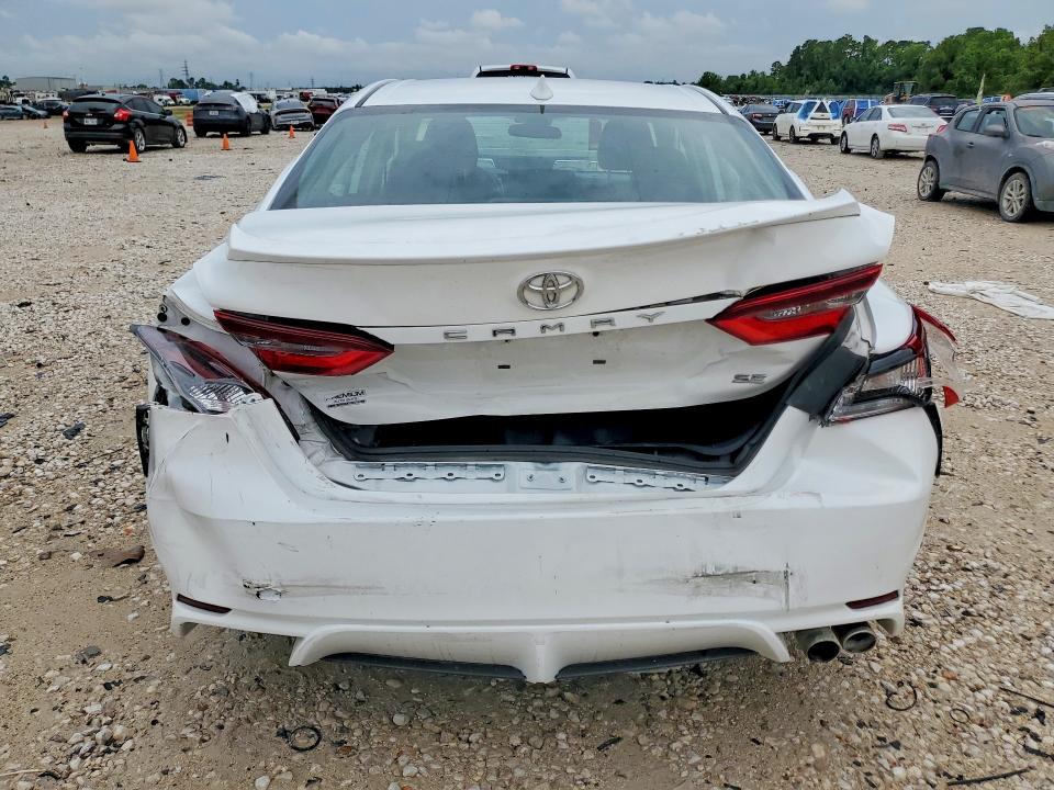 2022 Toyota Camry მანქანა იყიდება აუქციონზე, vin: 4T1G11AKXNU620352, აუქციონის ნომერი: 57505496