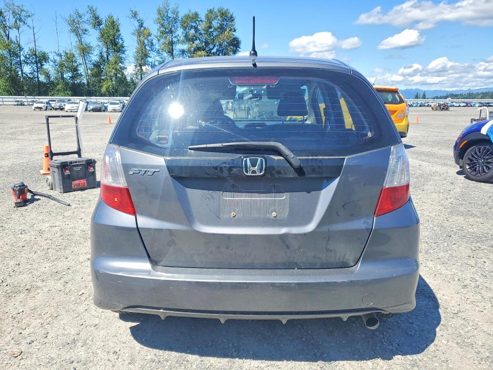 Продажа на аукционе авто 2013 Honda Fit, vin: JHMGE8G38DC067365, номер лота: 57147556