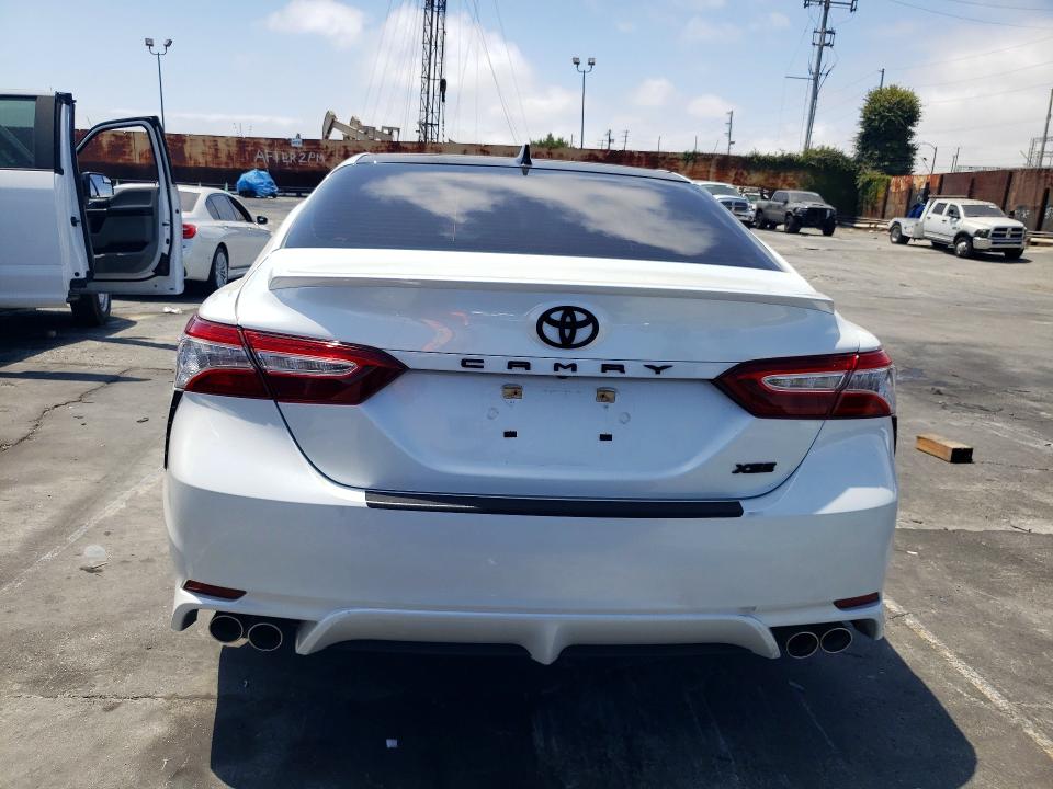 2020 Toyota Camry მანქანა იყიდება აუქციონზე, vin: 4T1KZ1AK7LU045501, აუქციონის ნომერი: 57431046