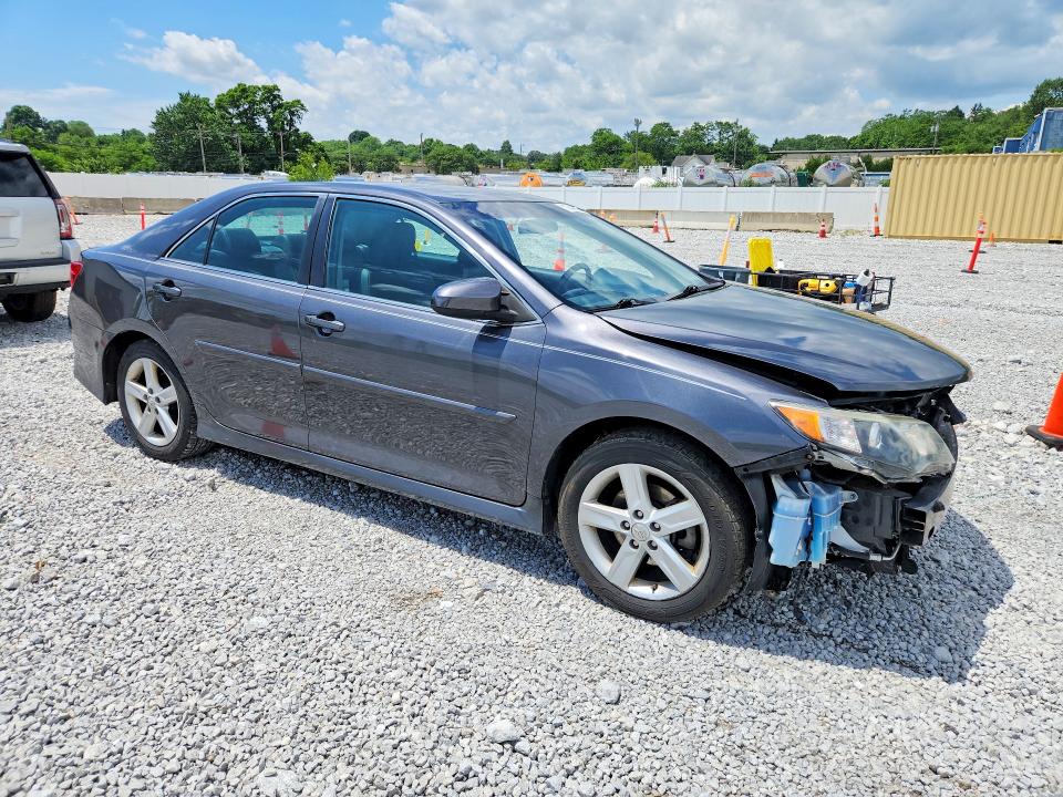 57042956 :رقم المزاد ، 4T1BF1FK8DU246312 vin ، 2013 Toyota Camry مزاد بيع