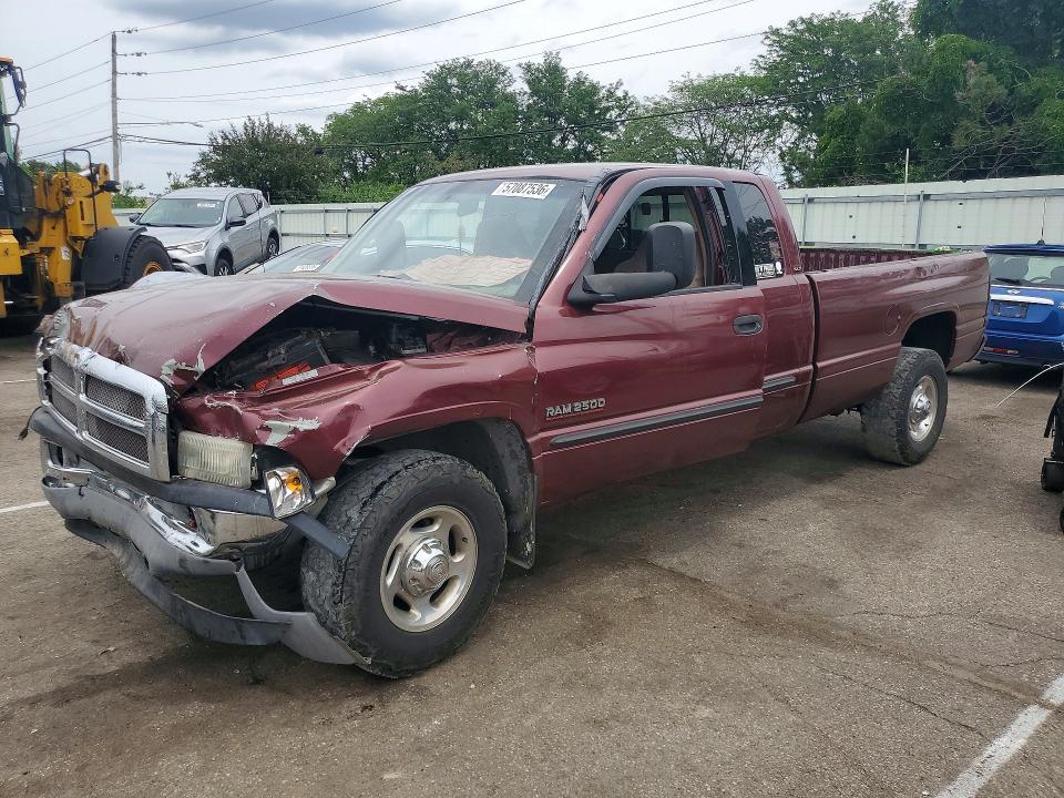 57087536 :رقم المزاد ، 3B7KC23711G754204 vin ، 2001 Dodge Ram 2500 مزاد بيع