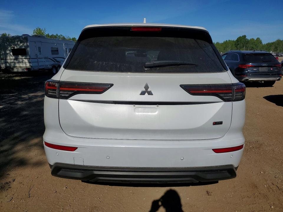 2025 Mitsubishi Outlander მანქანა იყიდება აუქციონზე, vin: JA4J4UA80SZ621560, აუქციონის ნომერი: 55582246