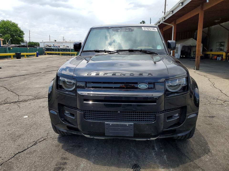 Продаж на аукціоні авто 2025 Land Rover Defender, vin: SALEX7EU3S2395250, номер лоту: 57925146