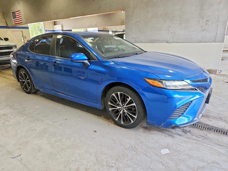 Продаж на аукціоні авто 2018 Toyota Camry, vin: 4T1B11HKXJU022398, номер лоту: 55834996