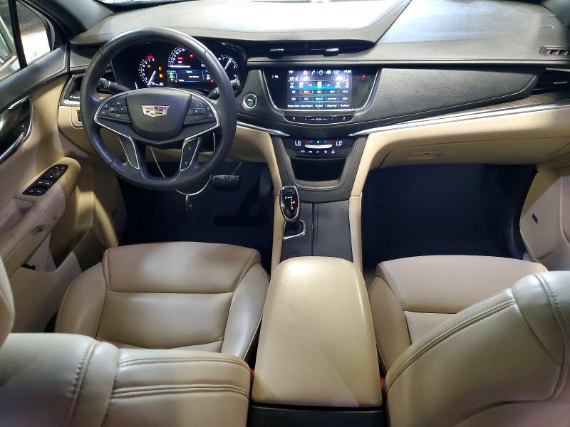 58100856 :رقم المزاد ، 1GYKNARS7HZ319563 vin ، 2017 Cadillac Xt5 مزاد بيع