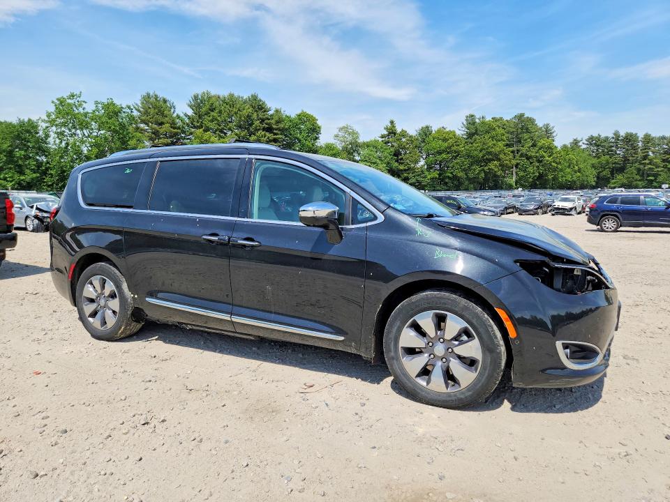 Продажа на аукционе авто 2018 Chrysler Pacifica, vin: 2C4RC1N70JR144830, номер лота: 56024926