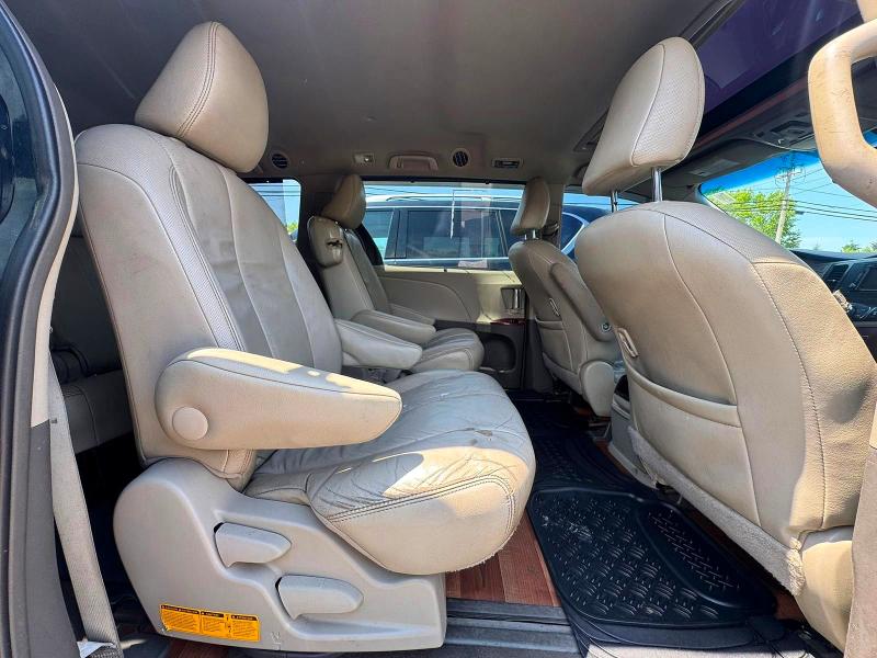 2014 Toyota Sienna მანქანა იყიდება აუქციონზე, vin: 5TDYK3DC0ES443899, აუქციონის ნომერი: 57231946