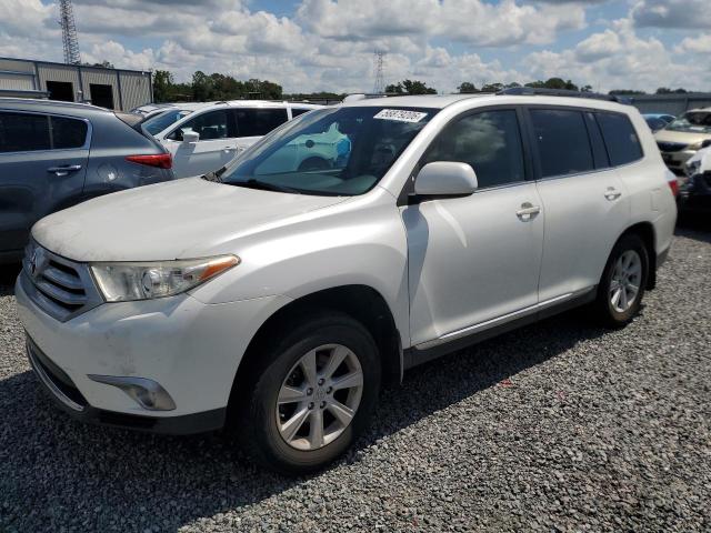 Продажа на аукционе авто 2013 Toyota Highlander, vin: 5TDBK3EH8DS223103, номер лота: 56879206