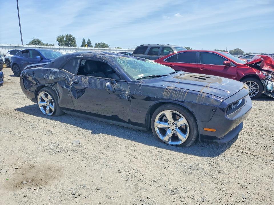 55622796 :رقم المزاد ، 2C3CDYBT9CH261980 vin ، 2012 Dodge Challenger مزاد بيع