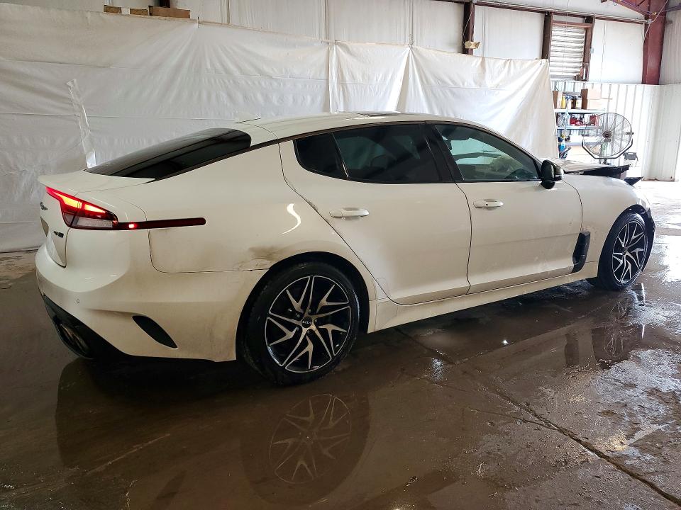2022 Kia Stinger მანქანა იყიდება აუქციონზე, vin: KNAE35LD2N6117833, აუქციონის ნომერი: 56325206