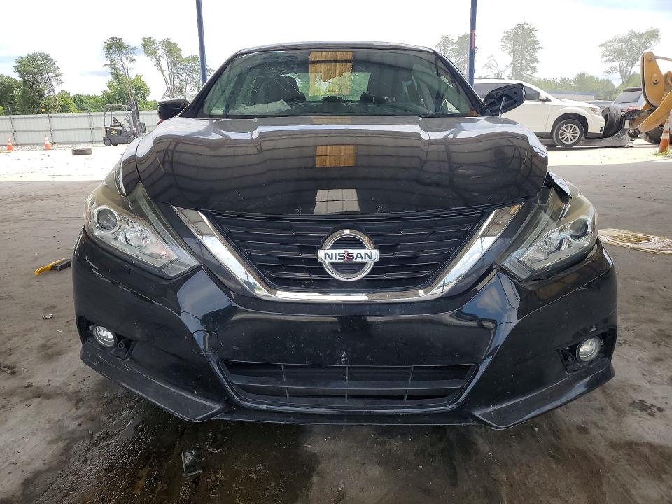 2017 Nissan Altima მანქანა იყიდება აუქციონზე, vin: 1N4AL3AP6HC485916, აუქციონის ნომერი: 58742086