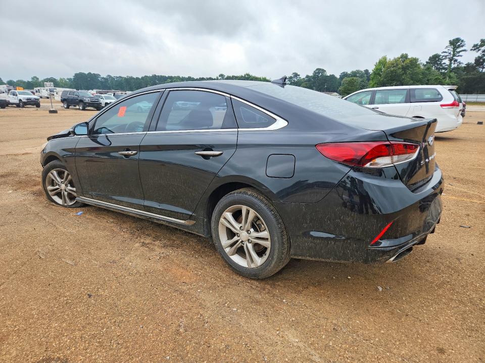 55650636 :رقم المزاد ، 5NPE34AF9JH597922 vin ، 2018 Hyundai Sonata مزاد بيع