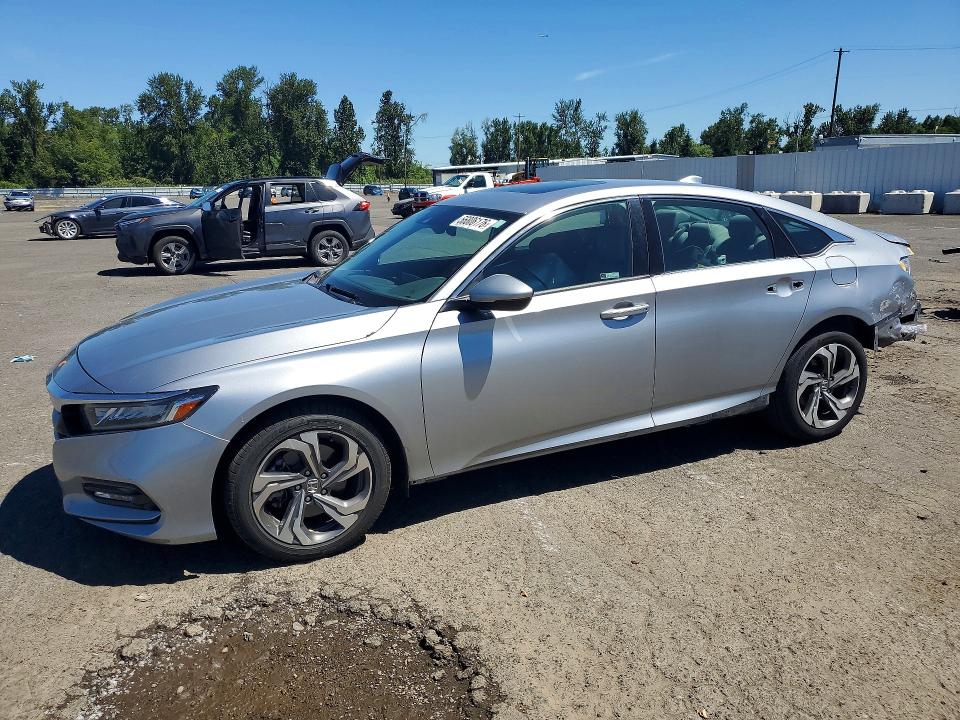 Auction sale of the 2018 Honda Accord, vin: 1HGCV2F51JA014449, lot number: 56806176
