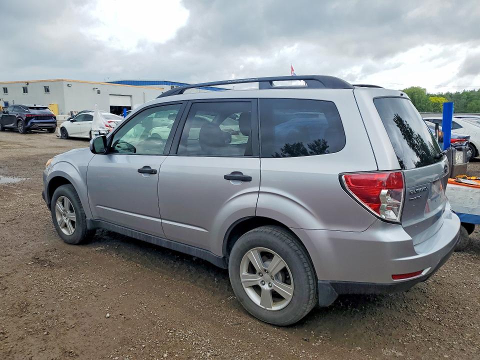 56614016 :رقم المزاد ، JF2SHCBC9DH428930 vin ، 2013 Subaru Forester مزاد بيع