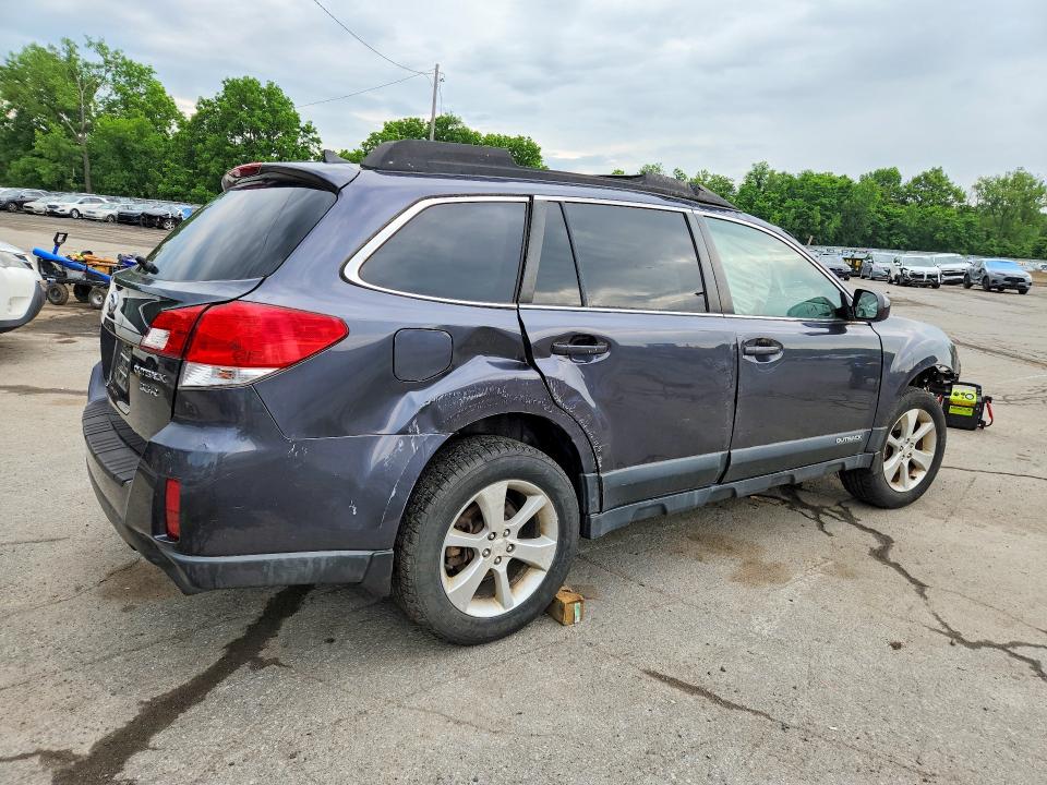56137716 :رقم المزاد ، 4S4BRDKC0D2200492 vin ، 2013 Subaru Outback مزاد بيع