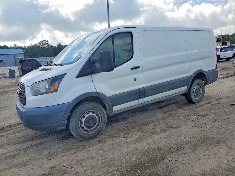 57544446 :رقم المزاد ، 1FTYR1YM8HKA18428 vin ، 2017 Ford Transit مزاد بيع