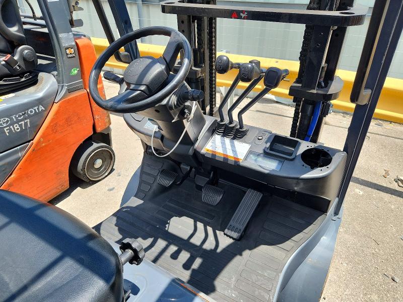 2016 Toyota Forklift მანქანა იყიდება აუქციონზე, vin: 76810, აუქციონის ნომერი: 58573496