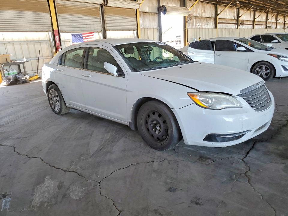 56369636 :رقم المزاد ، 1C3CCBAB3EN212759 vin ، 2014 Chrysler 200 مزاد بيع