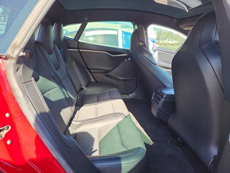 Продажа на аукционе авто 2018 Tesla Model S, vin: 5YJSA1E23JF281204, номер лота: 56143676
