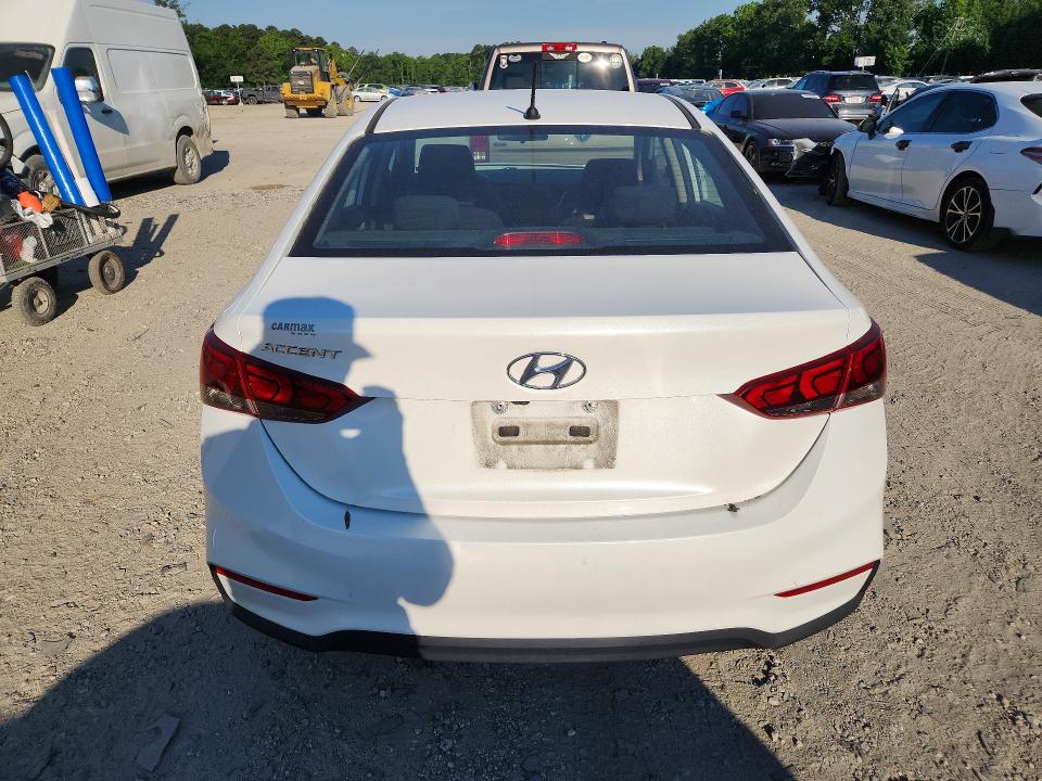 2018 Hyundai Accent მანქანა იყიდება აუქციონზე, vin: 3KPC24A3XJE029389, აუქციონის ნომერი: 56237466