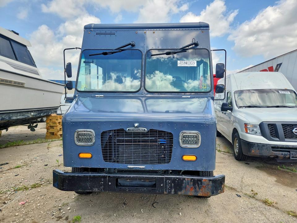Продаж на аукціоні авто 2021 Freightliner Chassis, vin: 4UZAC2EA6MCML0799, номер лоту: 58823836