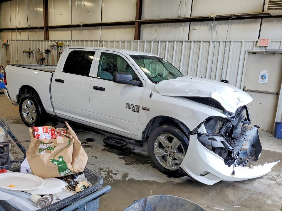 56495376 :رقم المزاد ، 1C6RR7KT1LS155928 vin ، 2020 Ram 1500 Classic مزاد بيع