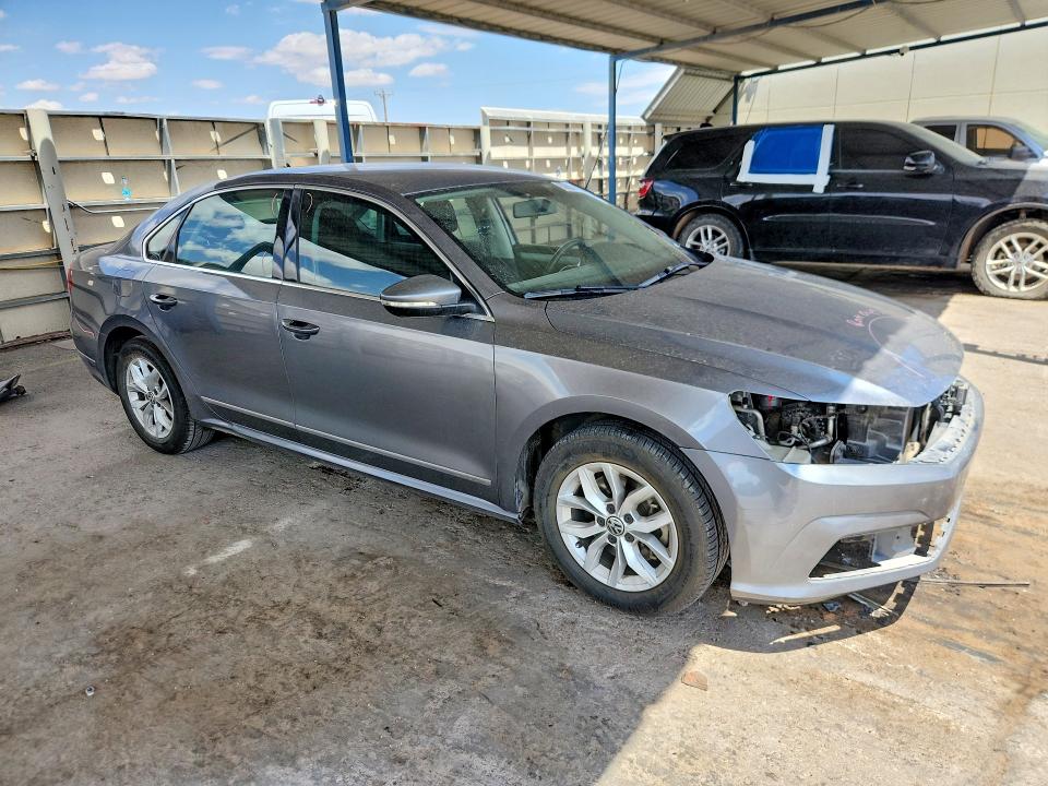 Продажа на аукционе авто 2017 Volkswagen Passat, vin: 1VWAT7A39HC010854, номер лота: 59080366