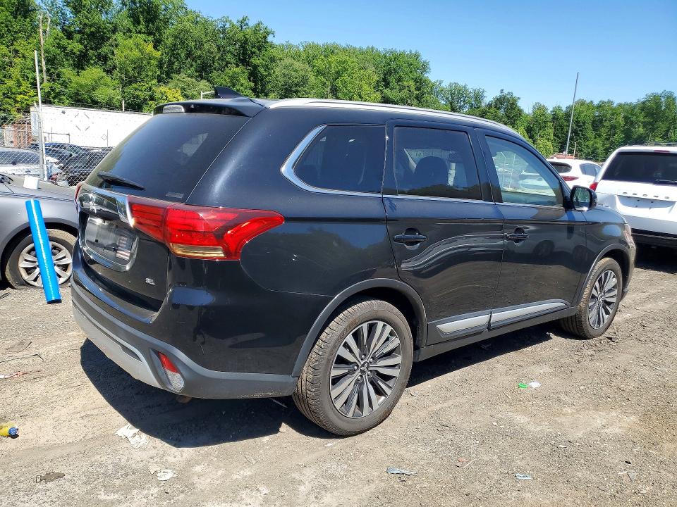 Продаж на аукціоні авто 2020 Mitsubishi Outlander, vin: JA4AZ3A31LJ000845, номер лоту: 55759156