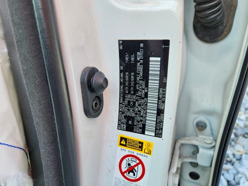 2018 Toyota Highlander მანქანა იყიდება აუქციონზე, vin: 5TDZZRFH5JS274338, აუქციონის ნომერი: 58718426