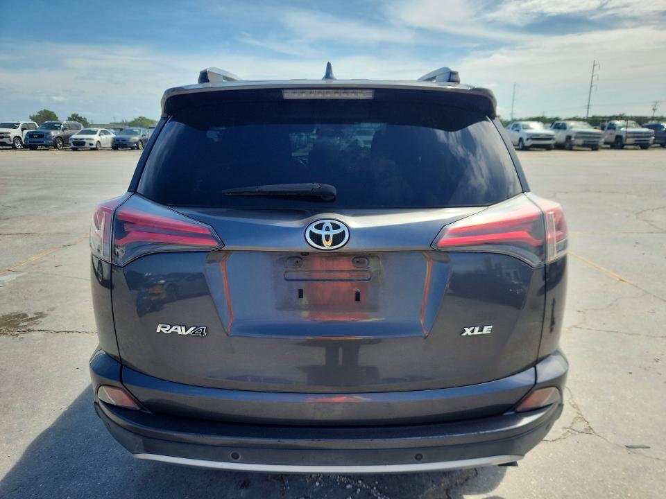 Продаж на аукціоні авто 2017 Toyota Rav4, vin: JTMWFREV9HJ105773, номер лоту: 56041416