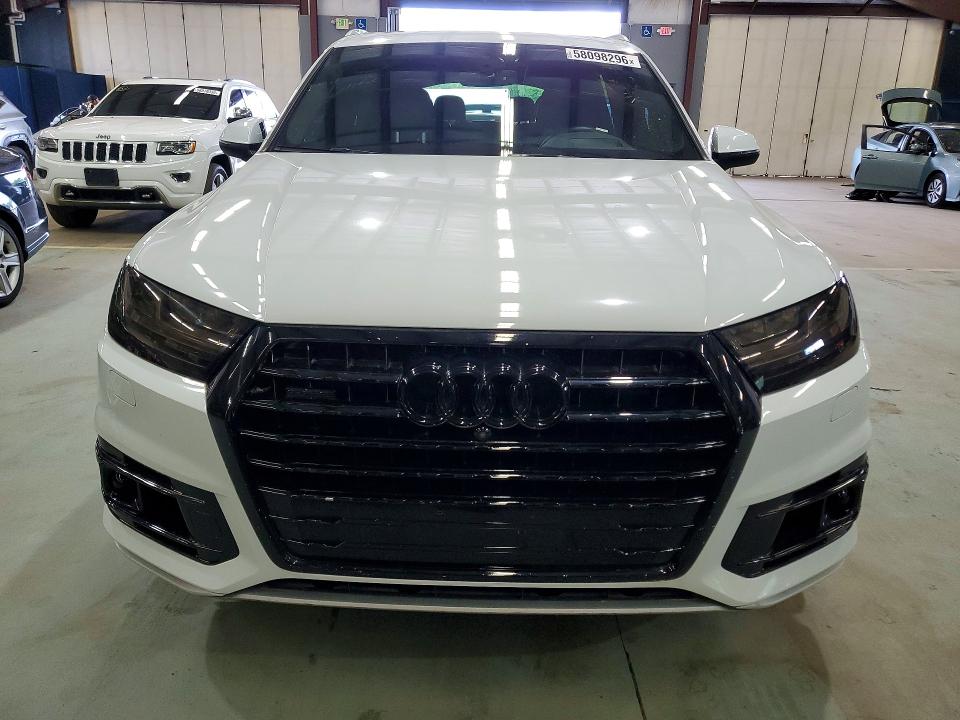 58098296 :رقم المزاد ، WA1VAAF76KD004542 vin ، 2019 Audi Q7 مزاد بيع