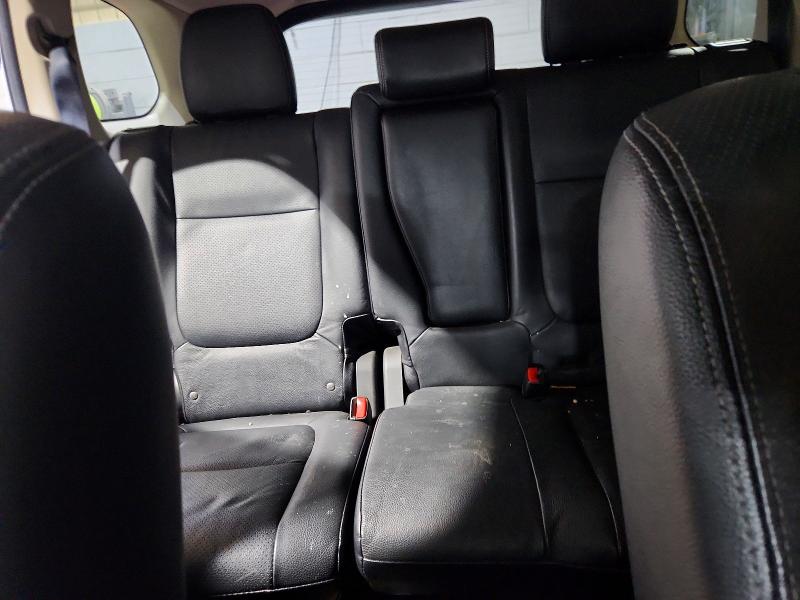 58541996 :رقم المزاد ، JA4AZ3A30JZ010894 vin ، 2018 Mitsubishi Outlander مزاد بيع