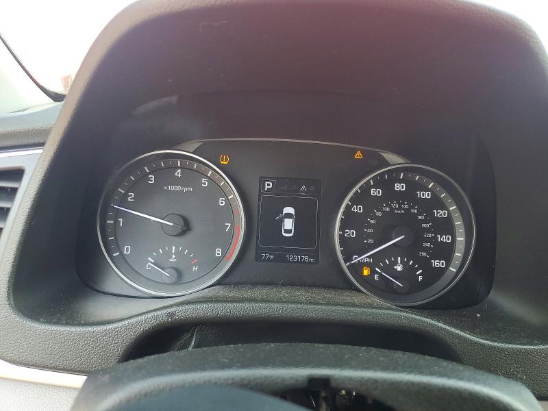 55975156 :رقم المزاد ، 5NPD84LF0JH253650 vin ، 2018 Hyundai Elantra مزاد بيع