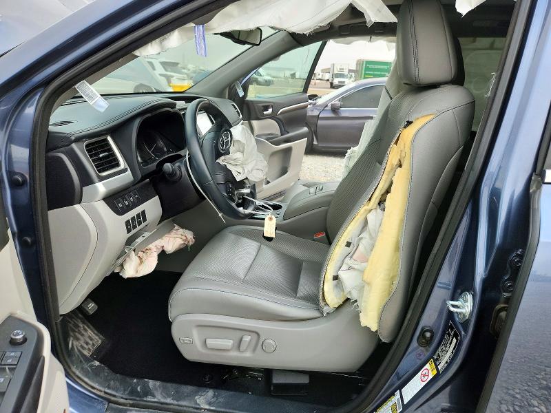 58575816 :رقم المزاد ، 5TDDKRFH8GS307811 vin ، 2016 Toyota Highlander مزاد بيع