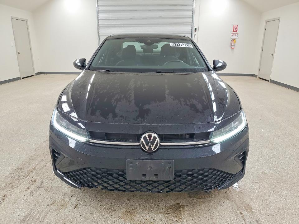 Продажа на аукционе авто 2025 Volkswagen Jetta, vin: 3VWBX7BU5SM005303, номер лота: 57176226