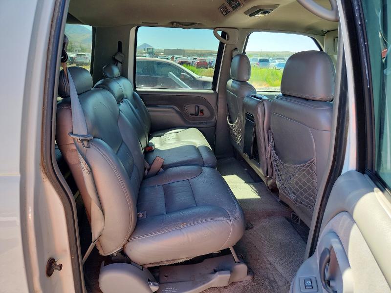 Продажа на аукционе авто 1998 Gmc Suburban, vin: 3GKFK16R4WG501417, номер лота: 55838266