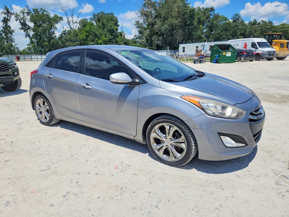 2014 Hyundai Elantra Gt მანქანა იყიდება აუქციონზე, vin: KMHD35LHXEU204260, აუქციონის ნომერი: 58406896