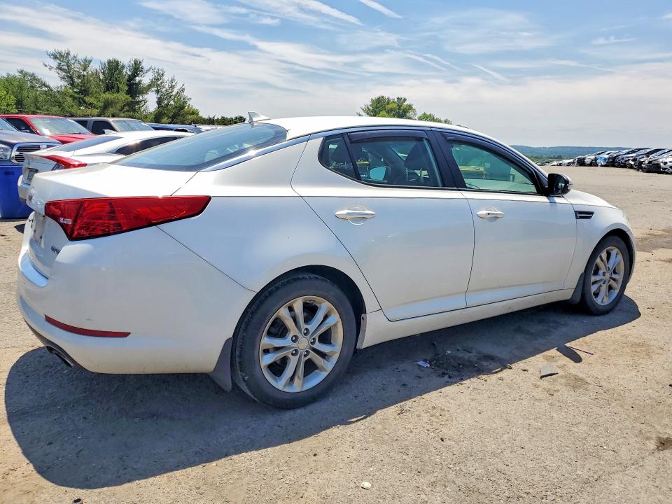 2013 Kia Optima მანქანა იყიდება აუქციონზე, vin: 5XXGN4A75DG209452, აუქციონის ნომერი: 56615836