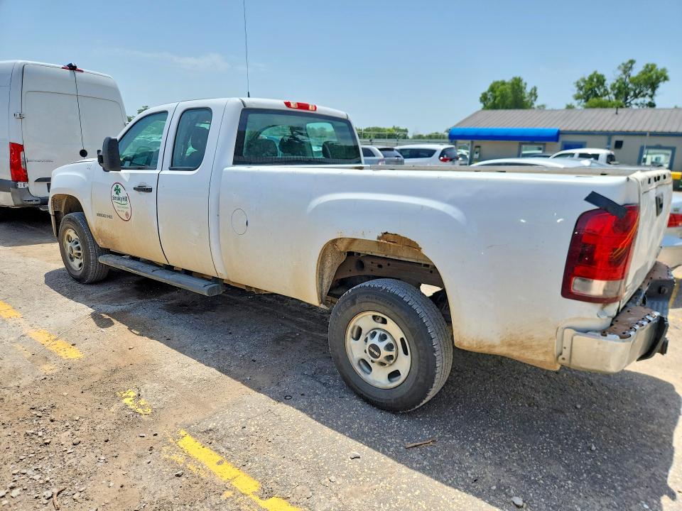 85984525 :رقم المزاد ، 1GT21ZCG2DZ329075 vin ، 2013 Gmc Sierra مزاد بيع