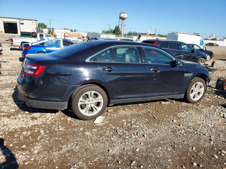 57487186 :رقم المزاد ، 1FAHP2E8XGG135955 vin ، 2016 Ford Taurus مزاد بيع