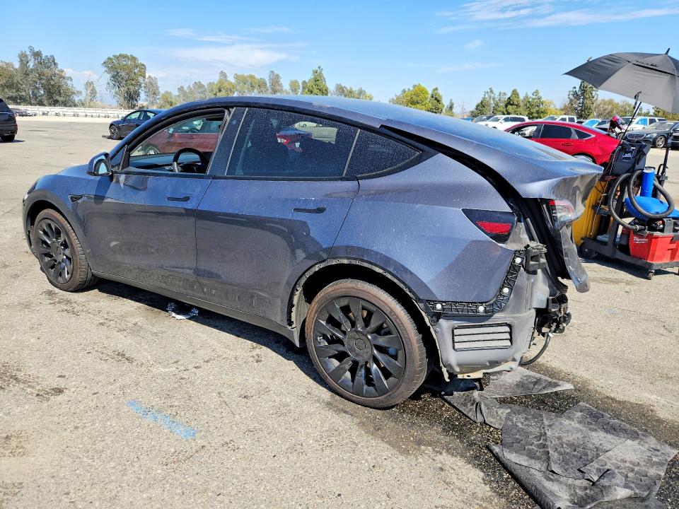2023 Tesla Model Y მანქანა იყიდება აუქციონზე, vin: 7SAYGDEE6PA117880, აუქციონის ნომერი: 57236986