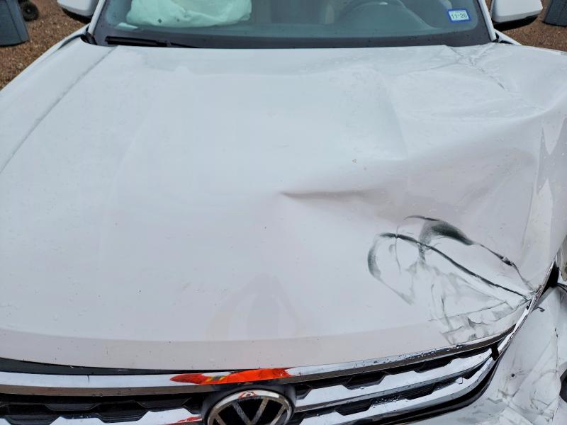 57691086 :رقم المزاد ، 1V2YE2CAXLC229680 vin ، 2020 Volkswagen Atlas Cross Sport مزاد بيع